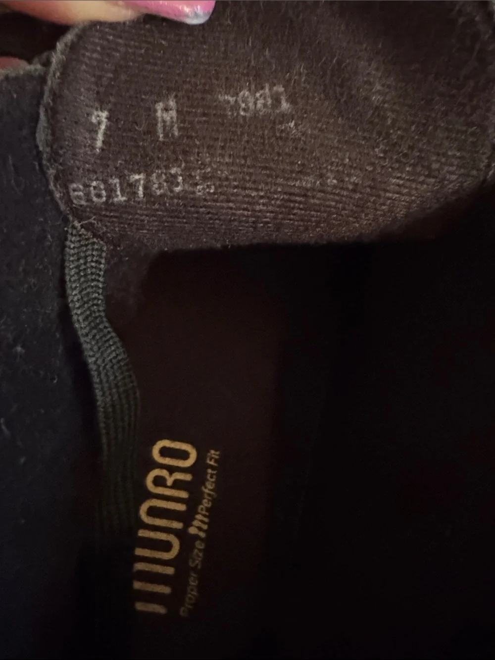 Munro Black Genuine Leather Chukka Boots - Size 7